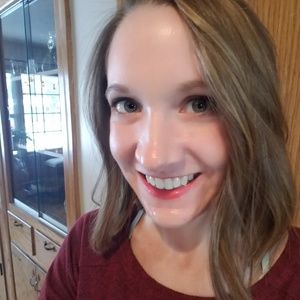 Meet your Posher, Mackenzie